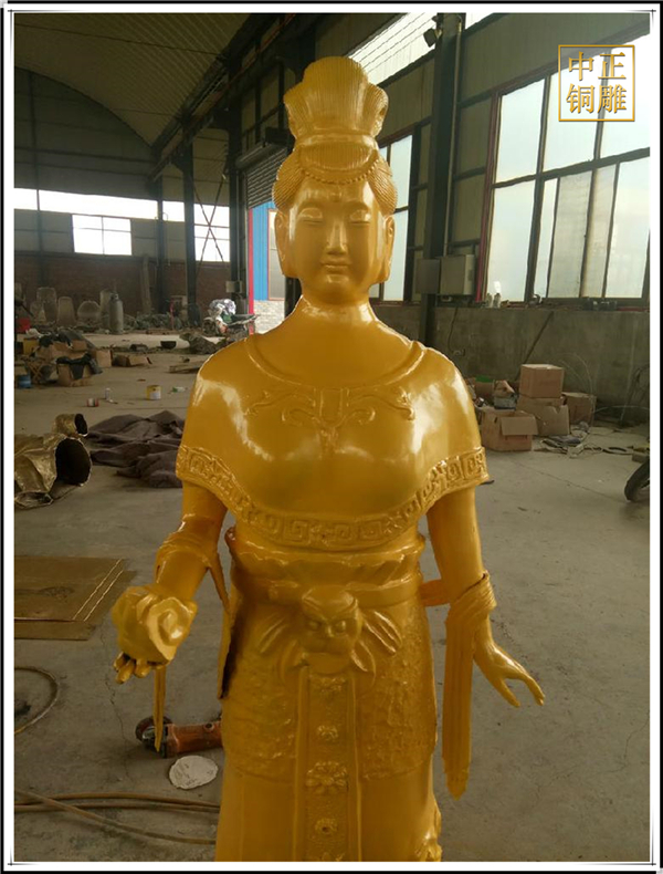 定做女?huà)z雕塑.jpg